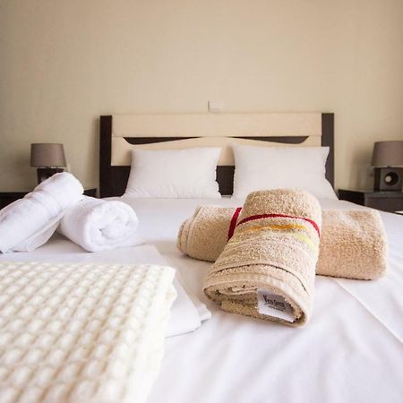 Keramoti Luxury Apartments Екстер'єр фото