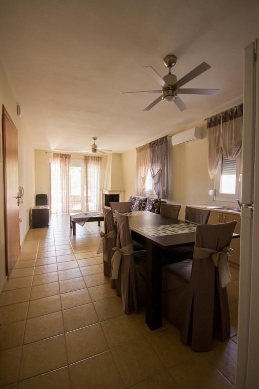 Keramoti Luxury Apartments Екстер'єр фото