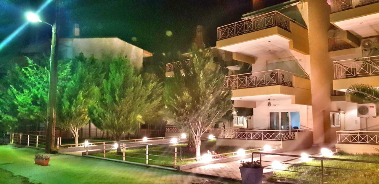 Keramoti Luxury Apartments Екстер'єр фото